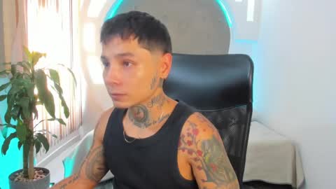 Snapshot of tattokoi chatting on 13, 2, 2025 tattokoi online show from 13, 2, 2025