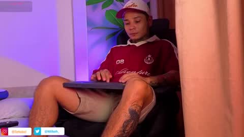 Snapshot of tattokoi chatting on 18, 11, 2025 tattokoi online show from 18, 11, 2025