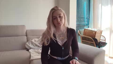 tattoobbgirl online show from 30, 3, 2026
