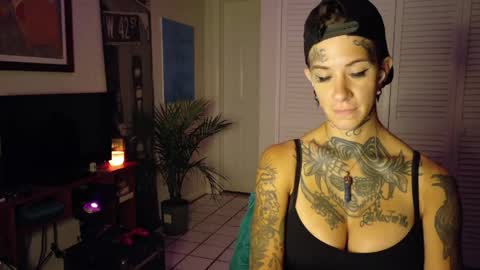 Snapshot of tattooed_natalia chatting on 3, 5, 2026 Natalia 3 online show from 3, 5, 2026
