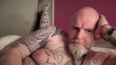 Tattooeddilf 01 online show from 16, 1, 2025