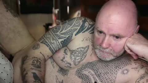 Tattooeddilf 01 online show from 25, 3, 2026