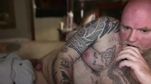 Tattooeddilf 01 online show from 16, 4, 2026