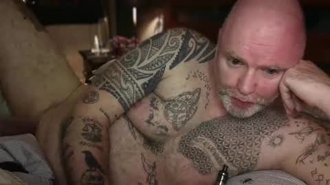 Tattooeddilf 01 online show from 20, 4, 2026