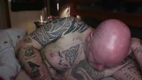 Tattooeddilf 01 online show from 21, 4, 2026