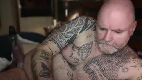 Tattooeddilf 01 online show from 27, 4, 2026