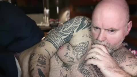 Tattooeddilf 01 online show from 28, 4, 2026