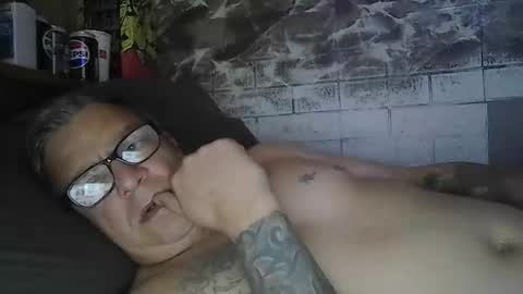 Snapshot of tatts4tits chatting on 12, 5, 2026 dave online show from 12, 5, 2026