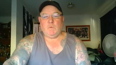 tattzsexy online show from 5, 2, 2026