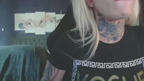Snapshot of tatuada_safada chatting on 3, 3, 2026 tatuada_safada online show from 3, 3, 2026