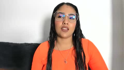 Tatiana Gomez online show from 18, 5, 2026