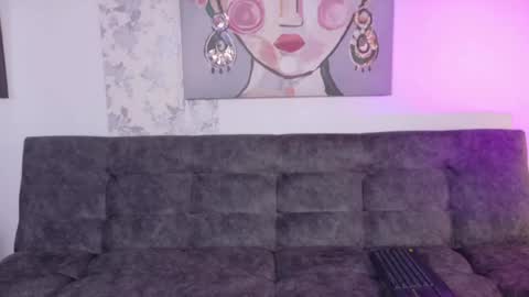 Taty Miller online show from 25, 4, 2026