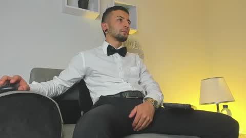 tayer_bennet online show from 11, 9, 2025