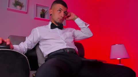 tayer_bennet online show from 14, 9, 2025