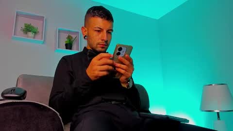 tayer_bennet online show from 19, 9, 2025