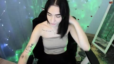 Snapshot of tayla_candy chatting on 20, 11, 2025 Tayla online show from 20, 11, 2025