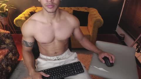 Tayler online show from 27, 11, 2025