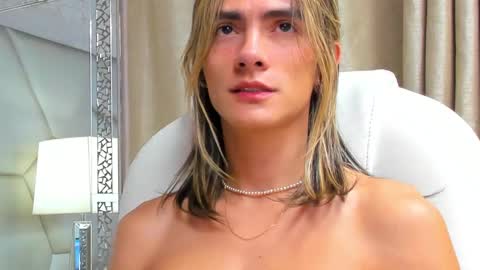 Snapshot of tayler_swift1 chatting on 14, 1, 2025 tayler_swift1 online show from 14, 1, 2025