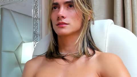 Snapshot of tayler_swift1 chatting on 18, 1, 2025 tayler_swift1 online show from 18, 1, 2025