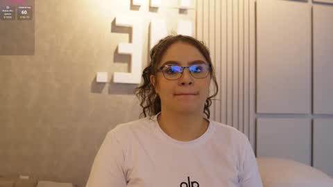 Snapshot of taylerkim chatting on 13, 9, 2025 Teylor Kim online show from 13, 9, 2025