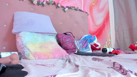 Sarah  online show from 3, 2, 2025