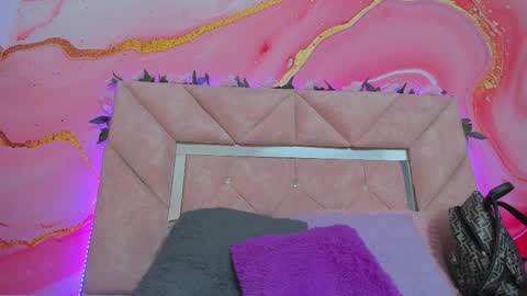 Sarah  online show from 19, 11, 2025