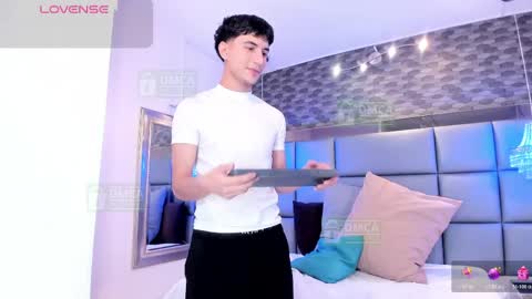 taylor_brooks_ online show from 28, 4, 2026