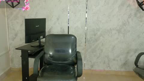 taylor_gil0 online show from 1, 5, 2026