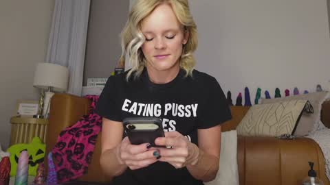 Taylor --  online show from 24, 10, 2025