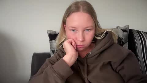 Snapshot of taylorlovett chatting on 13, 2, 2025 taylorlovett online show from 13, 2, 2025