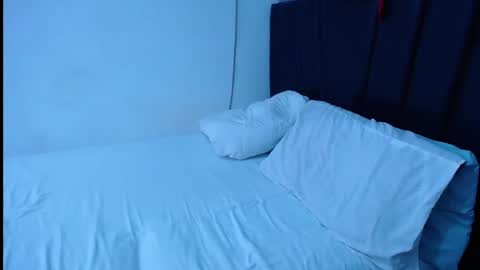 Tayron online show from 4, 10, 2025