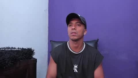 Snapshot of taysonysasha chatting on 4, 12, 2024 ask for cum online show from 4, 12, 2024