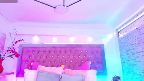 Snapshot of tayzon_foxxx chatting on 29, 9, 2025 Sofia online show from 29, 9, 2025