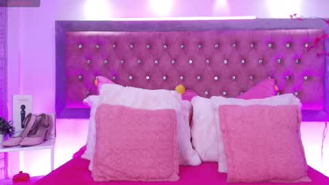 Snapshot of tayzon_foxxx chatting on 21, 11, 2025 Sofia online show from 21, 11, 2025