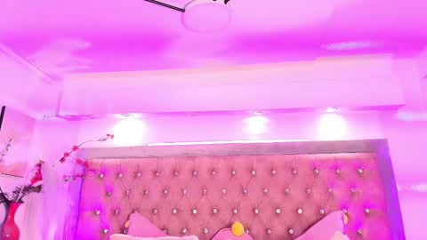 Snapshot of tayzon_foxxx chatting on 22, 11, 2025 Sofia online show from 22, 11, 2025