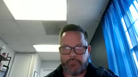 Snapshot of tdhawk87 chatting on 5, 2, 2026 tdhawk87 online show from 5, 2, 2026