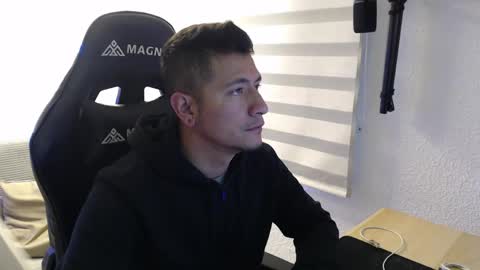 DYNAMITE DUO69 online show from 21, 4, 2026