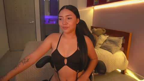 Loren Soler    Sophie Soler 19 years online show from 16, 7, 2026
