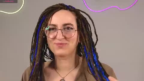 Lady Oudrey online show from 25, 7, 2026