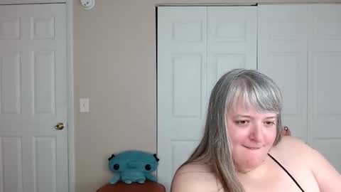 teases online show from 11, 3, 2026