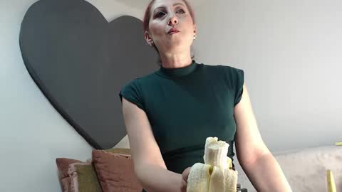 Snapshot of teasexpert4444 chatting on 15, 5, 2026 ALICIA--- online show from 15, 5, 2026