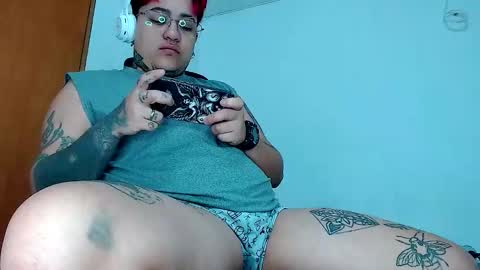 Charlee He online show from 4, 10, 2025