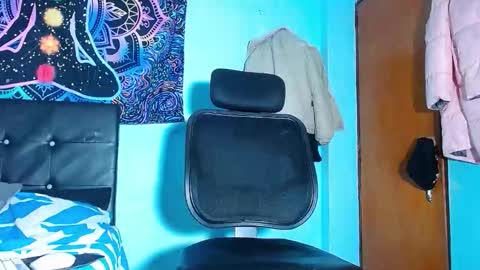 Charlee He online show from 4, 3, 2026