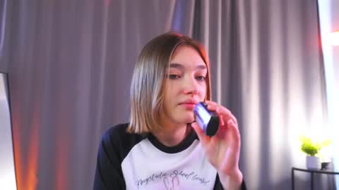 all me precious   online show from 5, 3, 2026