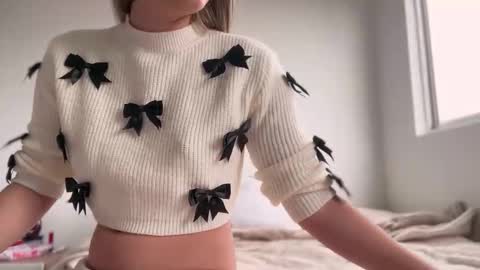 Amy No penetration Virgiin giirl online show from 22, 10, 2025