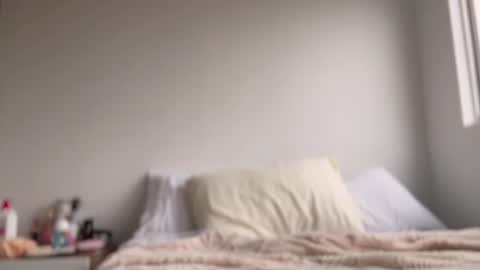 Amy No penetration Virgiin giirl online show from 7, 11, 2025