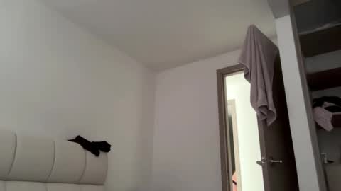 Amy No penetration Virgiin giirl online show from 21, 4, 2026