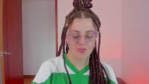 Snapshot of tekila__ chatting on 21, 12, 2025 tekila__ online show from 21, 12, 2025