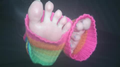 Viv West online show from 27, 2, 2025