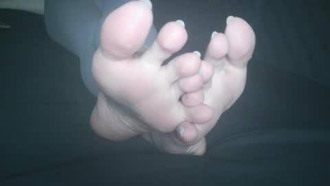 Viv West online show from 28, 2, 2025